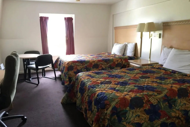 FAIRWAY INN