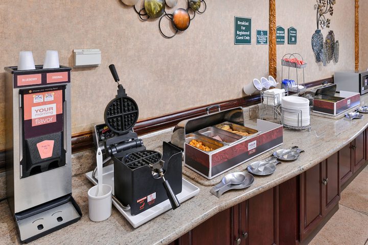 Breakfast/Coffee Service 45 of 52