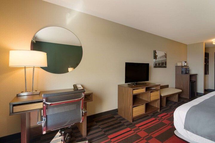 Room 14 of 29