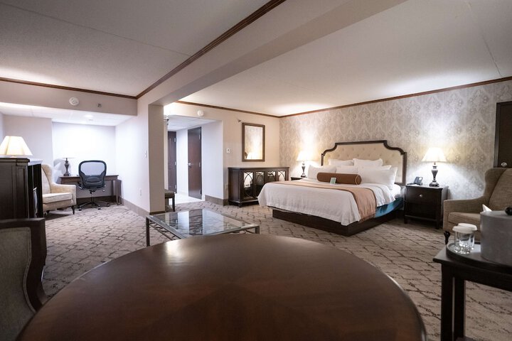 Room 7 of 17