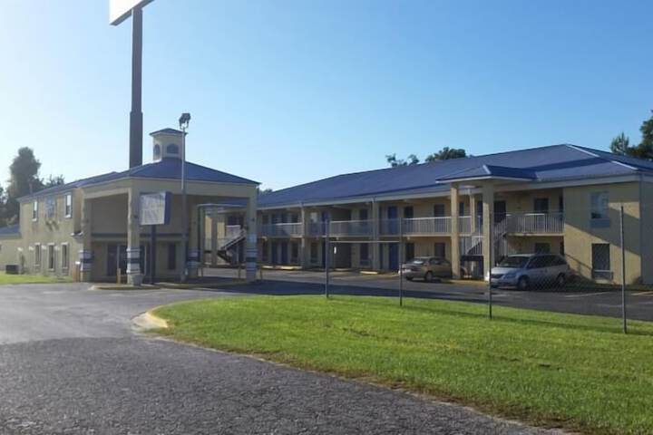 Hotel 2 of 17