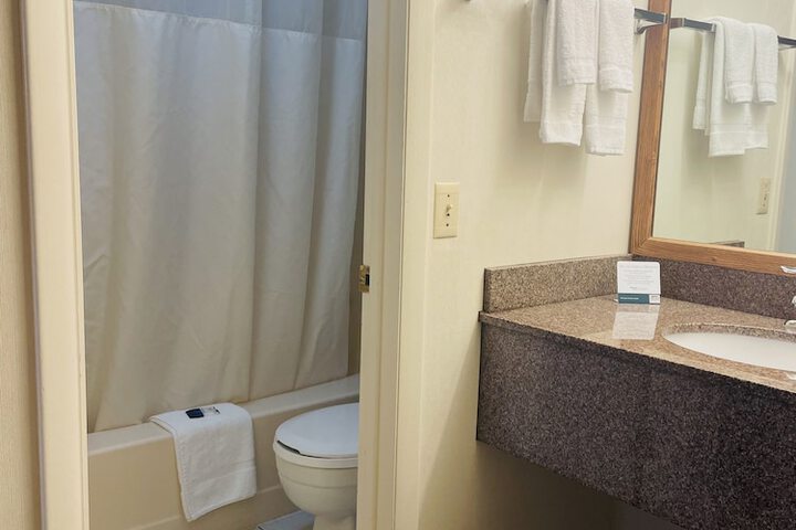 Americas Best Value Inn Sandpoint