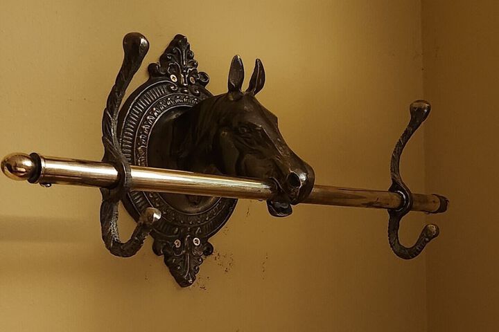Oaklawn Inn LLC