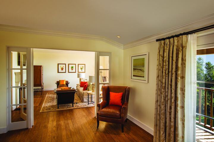 Room 102 of 174