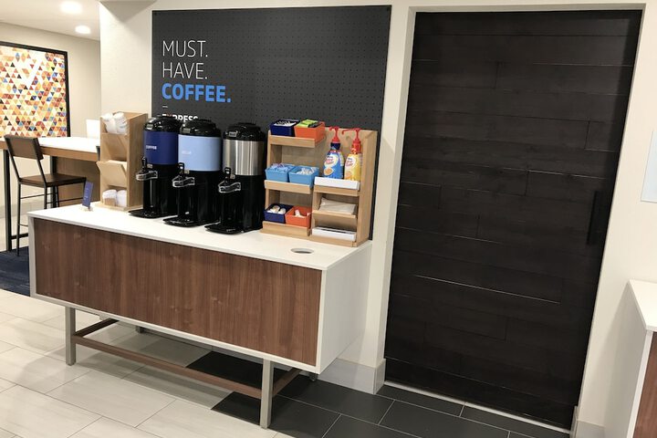 Holiday Inn Express Allentown North by IHG