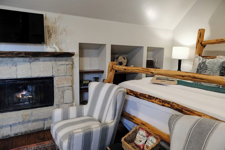The Winchester Lodge