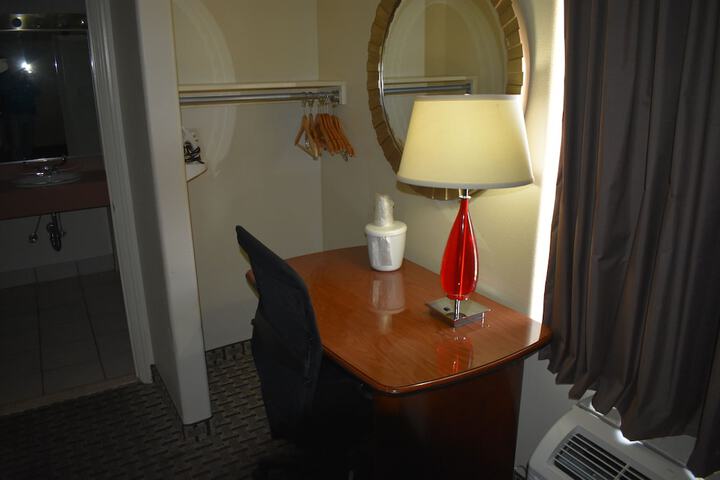 Room 15 of 36