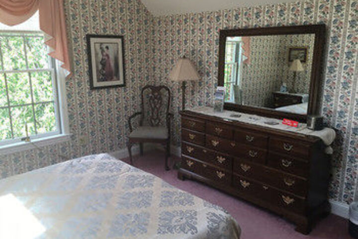 Earlystown Manor Bed & Breakfast