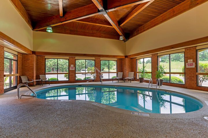 Pool 6 of 25