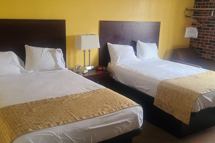 Travelodge by Wyndham Airport Platte City