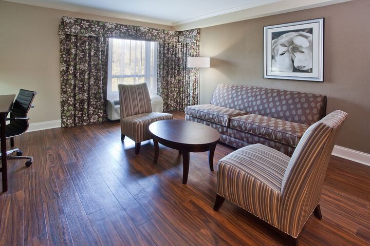 Room 26 of 47