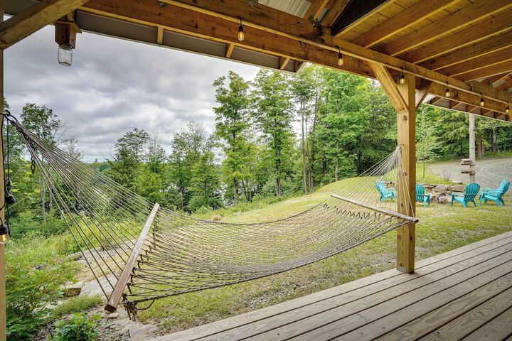 Secluded Marathon Hideaway w / Fire Pit + Views!