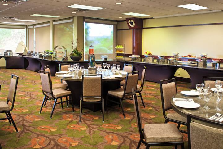 Lakeway Resort & Spa