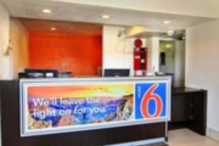 Motel 6 Kingsville TX