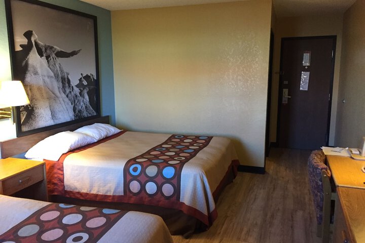 Room 16 of 25