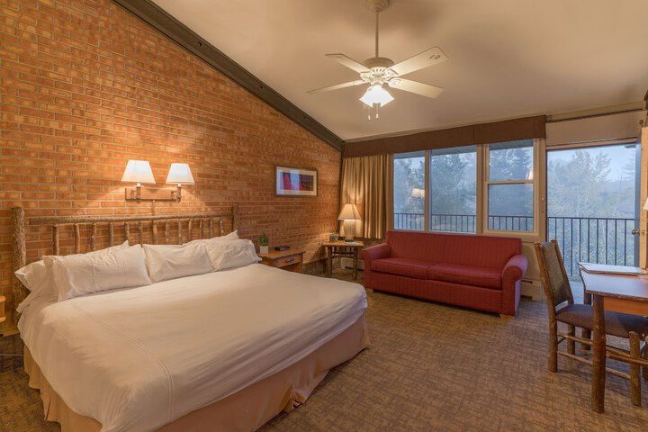 Room 13 of 59