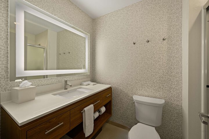 Room 23 of 41