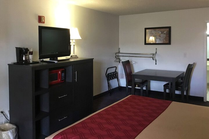 Room 18 of 24