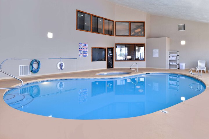 Pool 7 of 50