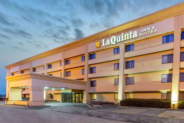 Hotel 2 of 53