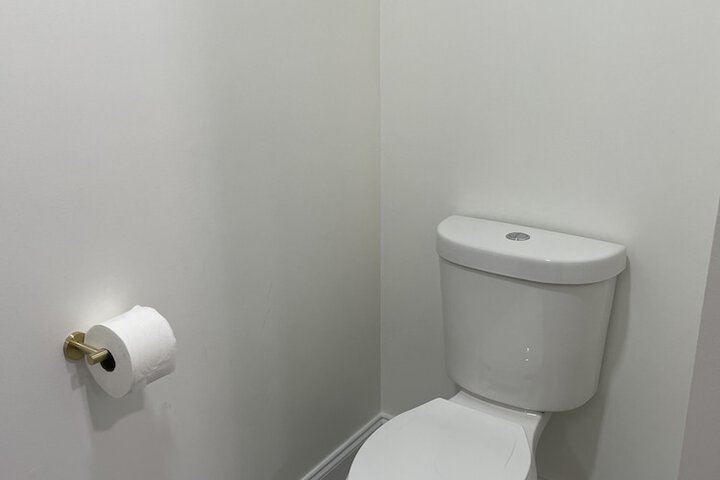 Room 53 of 103