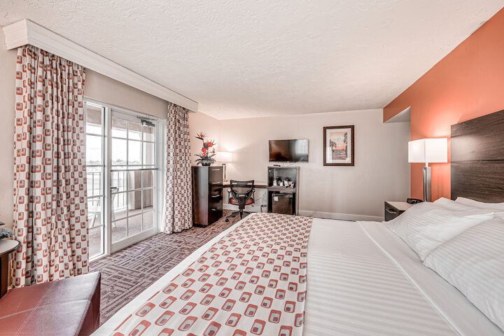 Room 8 of 42