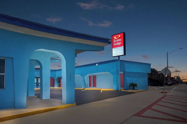 Hotel 7 of 45