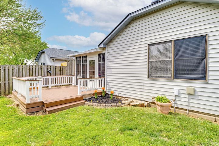 14 Mi to Dtwn Indy: Family Gem w / Yard