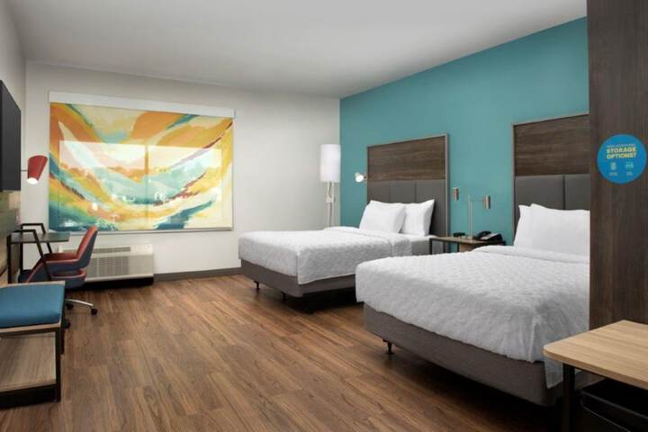 Room 20 of 28