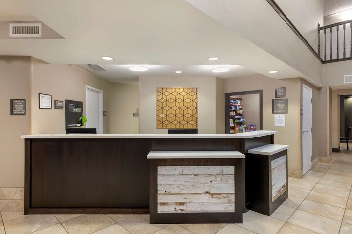 Best Western Watertown Inn and Suites