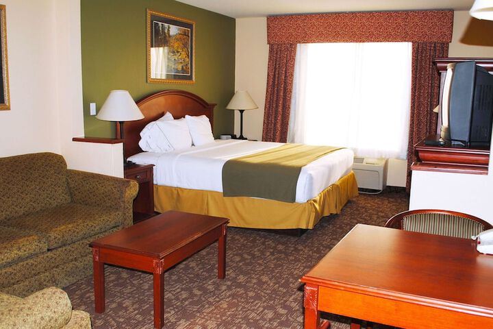 Magnuson Hotel Commerce