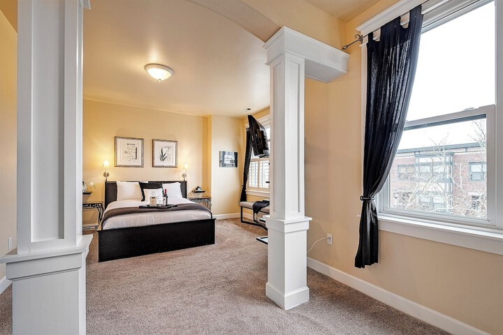 Room 71 of 155