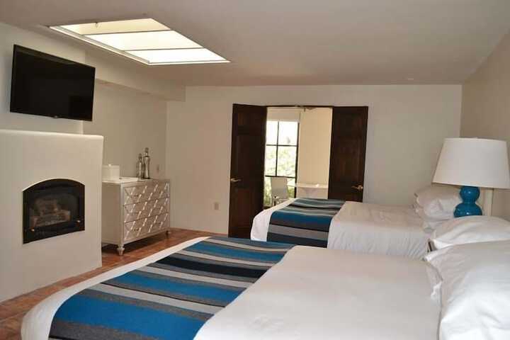 Room 11 of 23