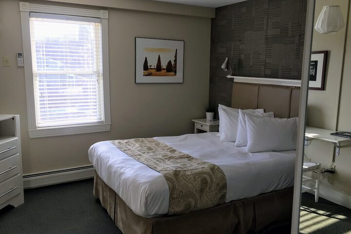 Room 31 of 163