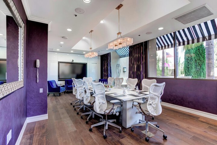 Avenue of the Arts Costa Mesa a Tribute Portfolio Hotel