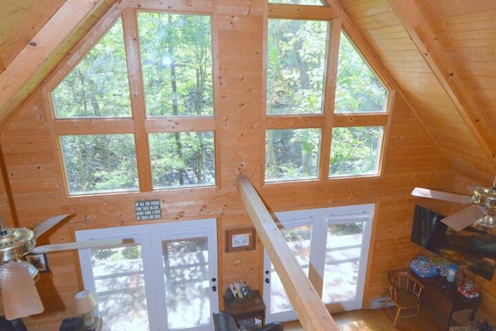 Rosies Creekside Retreat - 3 BR Escape!