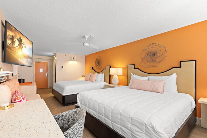 Room 5 of 42
