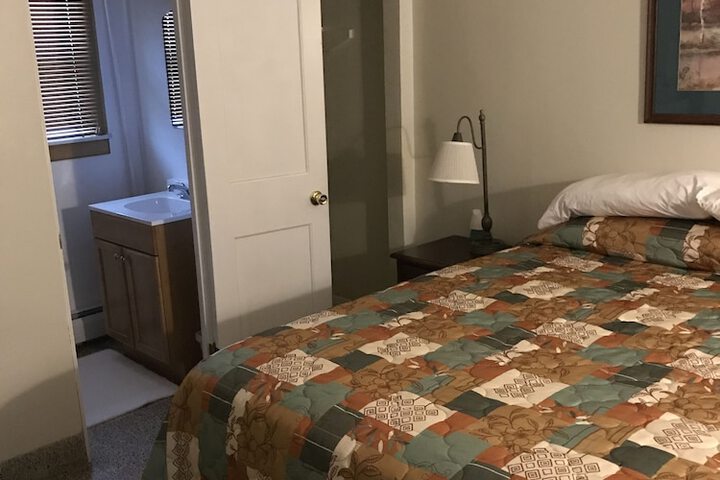 Room 85 of 98