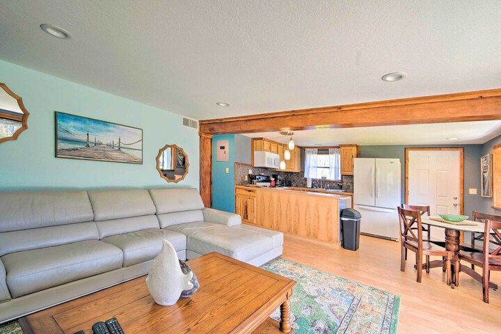 Riverfront Apt w / Kayak Launch in Dunnellon