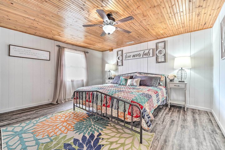 Updated Beattyville Ranch-style Home w / Yard!