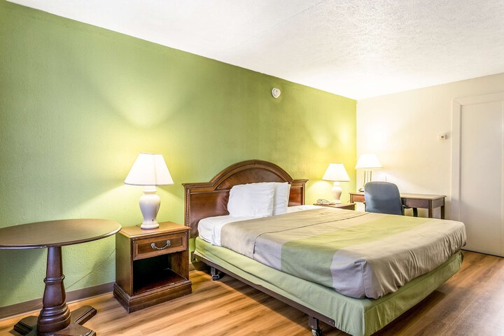 Americas Best Value Inn Edgewood