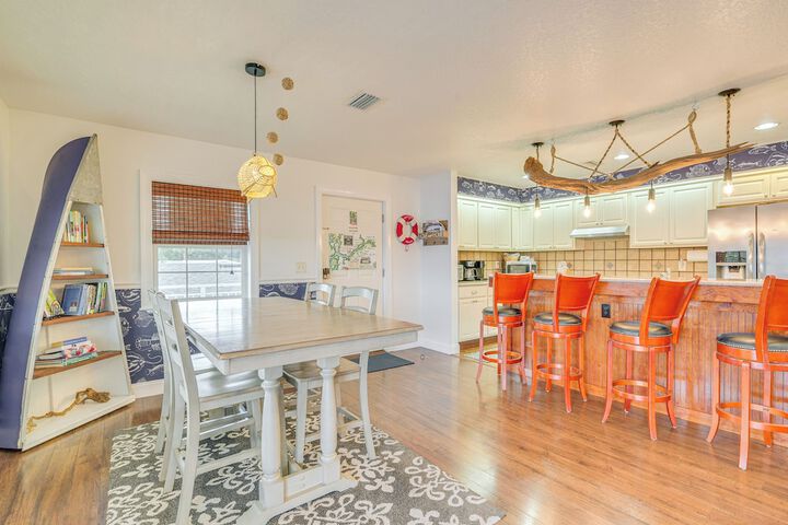 Private Dock & Water Views! Homosassa Retreat