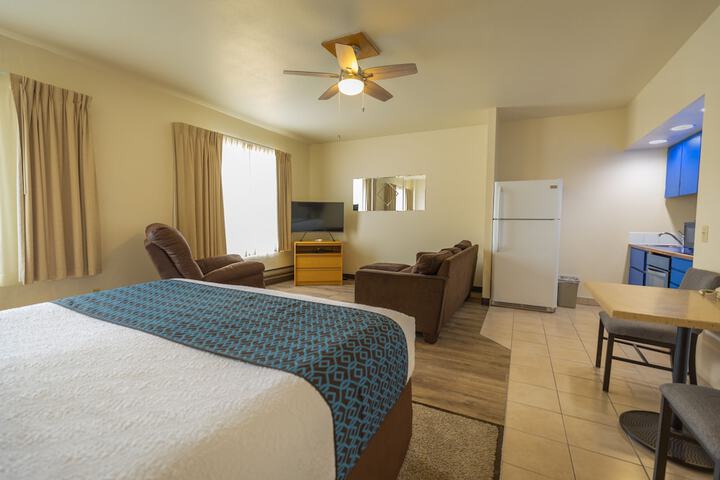 Room 4 of 19