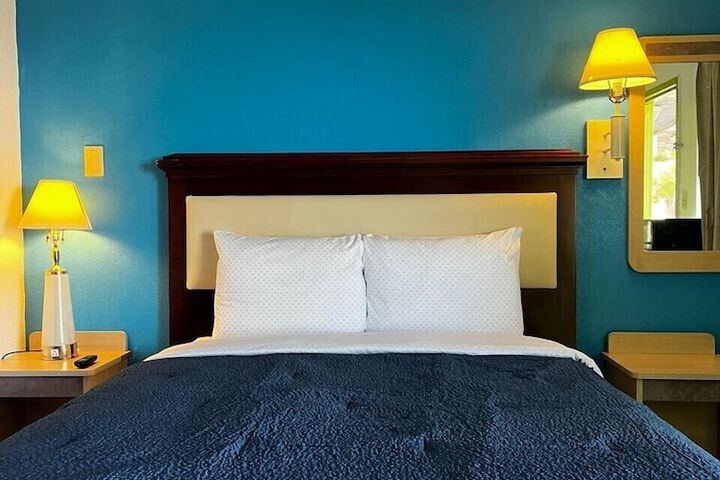 Parkside Inn by PHG - Sweetwater