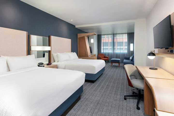 Room 21 of 53