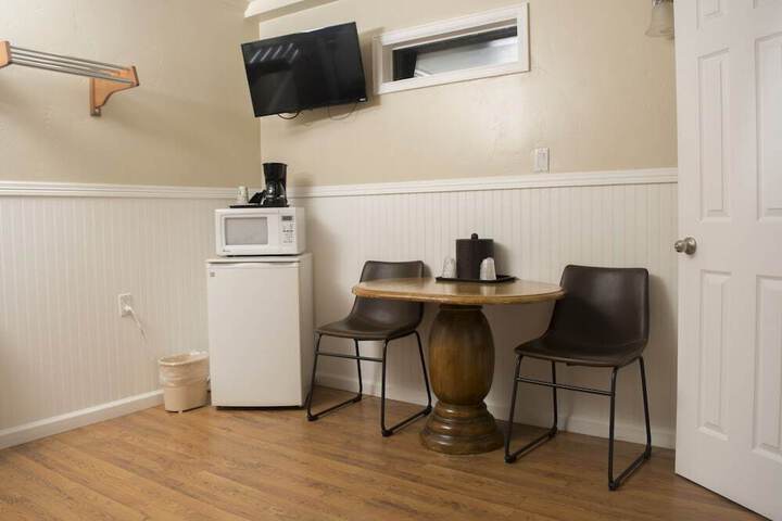 BUDGET STAR MOTEL