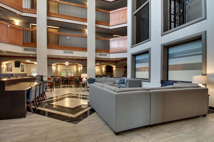 Hotel Interior 13 of 83