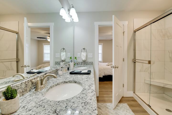 Family-friendly Ozark Villa - Centrally Located