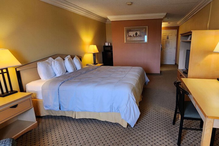 Room 21 of 24