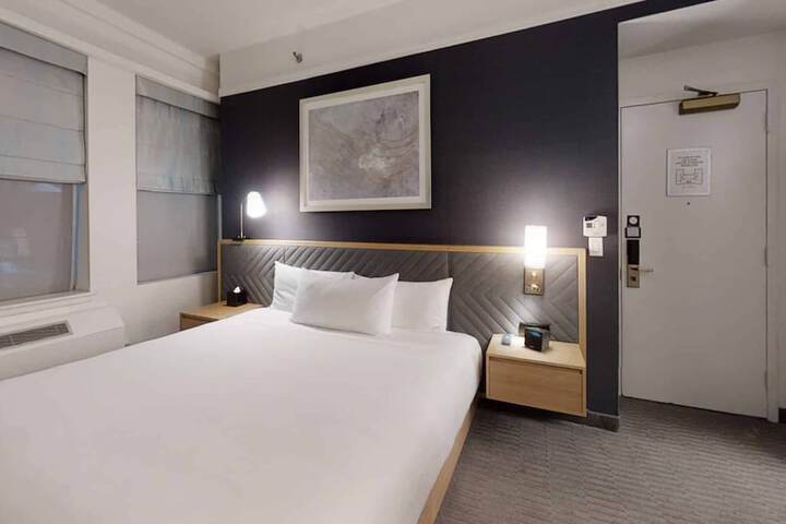 Room 19 of 37